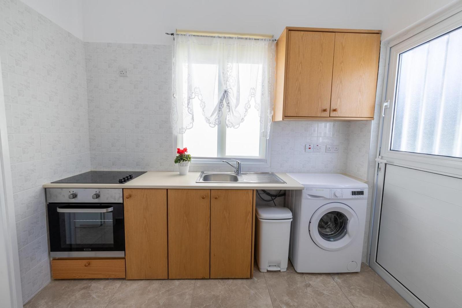 Studio In The Heart Of The City Paphos Extérieur photo